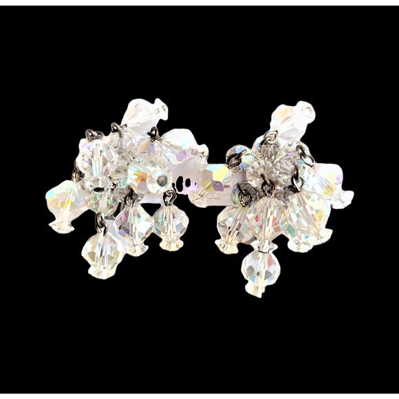 HP Vintage Laguna Faceted Aurora Borealis Dangle Chandelier Clip On Earrings - Picture 1 of 7